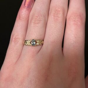 14k Yellow Solid Gold Natural Alexandrite Ring with Natural Side Diamonds